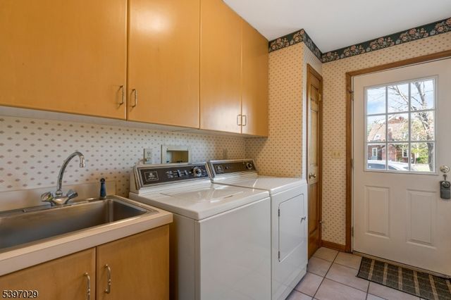 14 Chamberlain Rd, Readington Twp., NJ 08822