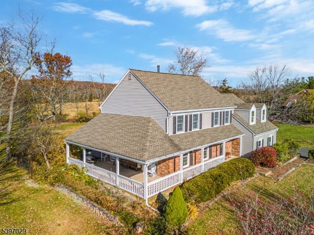 14 Chamberlain Rd, Readington Twp., NJ 08822