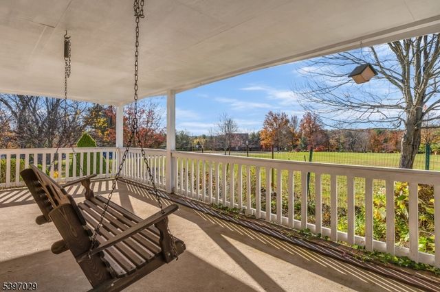 14 Chamberlain Rd, Readington Twp., NJ 08822