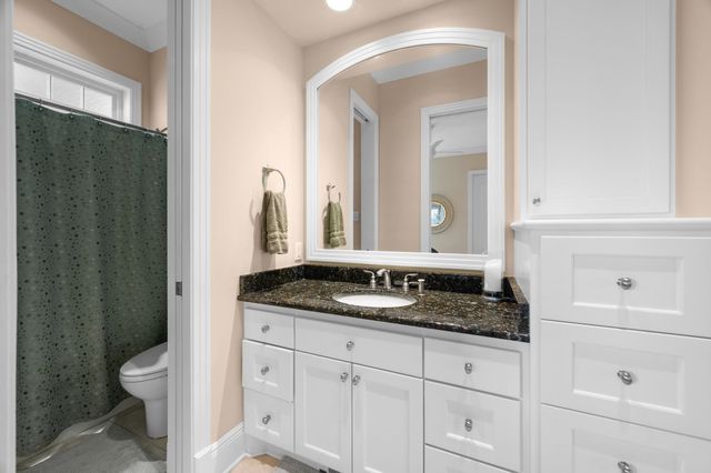 156 Northlake Drive, Thibodaux, LA 70301