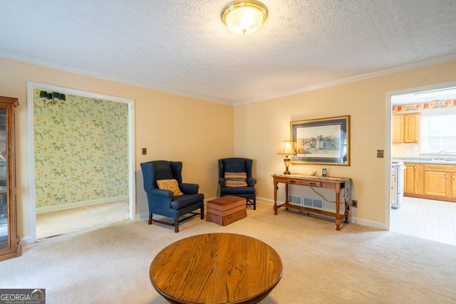 2685 Ashworth Lake Road, Snellville, GA 30078