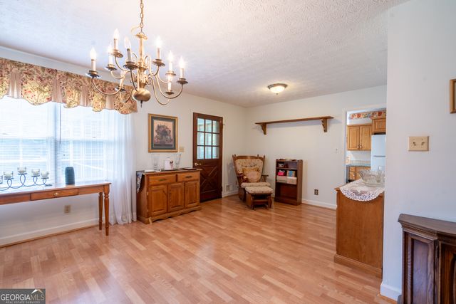 2685 Ashworth Lake Road, Snellville, GA 30078