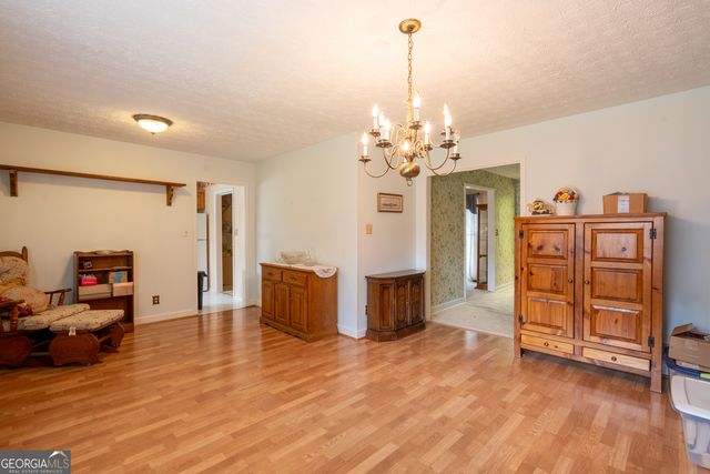 2685 Ashworth Lake Road, Snellville, GA 30078