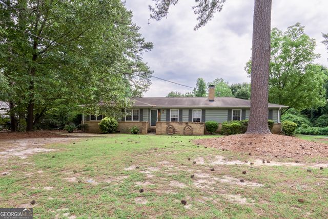 2685 Ashworth Lake Road, Snellville, GA 30078