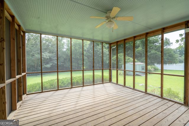 2685 Ashworth Lake Road, Snellville, GA 30078