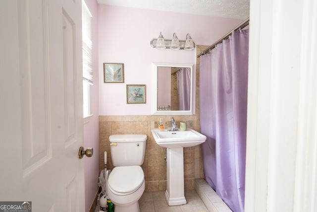 2685 Ashworth Lake Road, Snellville, GA 30078