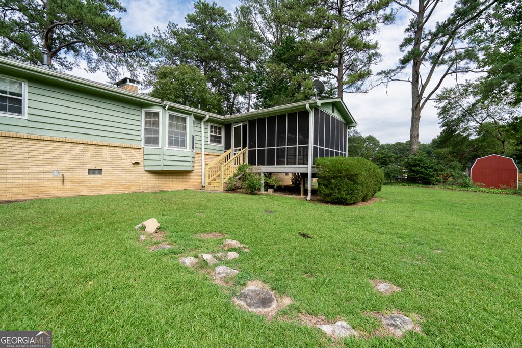 2685 Ashworth Lake Road, Snellville, GA 30078