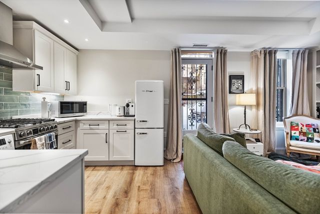 93 Third St 93, Cambridge, MA 02141