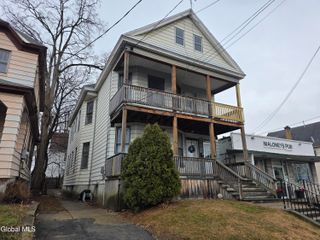 1321 State Street, Schenectady, NY 12304