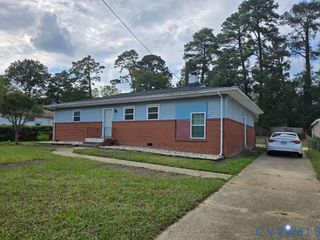 2604 Sunnybrook Rd, Henrico, VA 23294