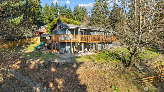 32 Madrona Place, Dupont, WA 98327