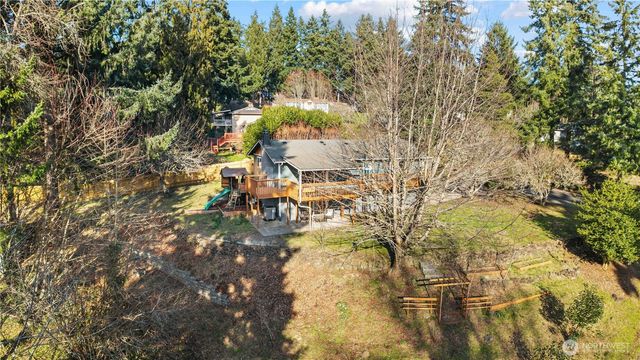 32 Madrona Place, Dupont, WA 98327