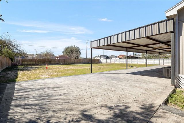 15717 S Gaston Circle, Edinburg, TX 78542