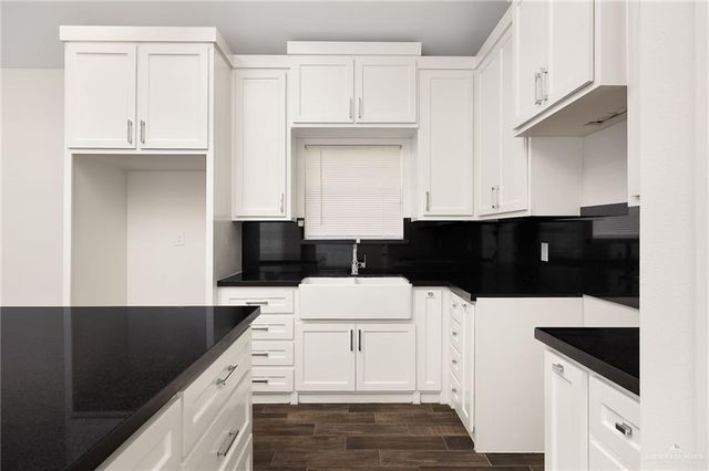 15717 S Gaston Circle, Edinburg, TX 78542