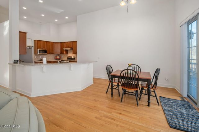 23 Beacon Drive, Colonie, NY 12189