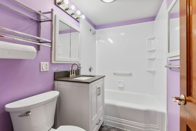 54 Como Rd, Boston, MA 02136