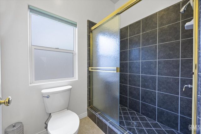 4307 Walker Lake Drive, Bakersfield, CA 93313