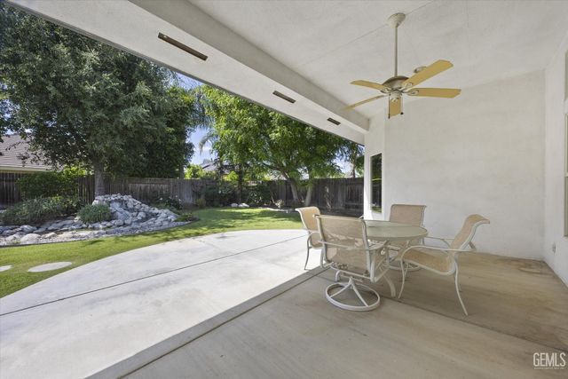 4307 Walker Lake Drive, Bakersfield, CA 93313