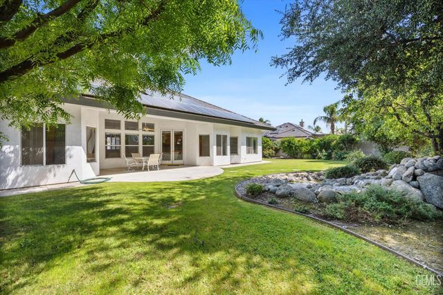 4307 Walker Lake Drive, Bakersfield, CA 93313