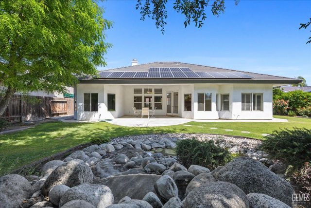 4307 Walker Lake Drive, Bakersfield, CA 93313