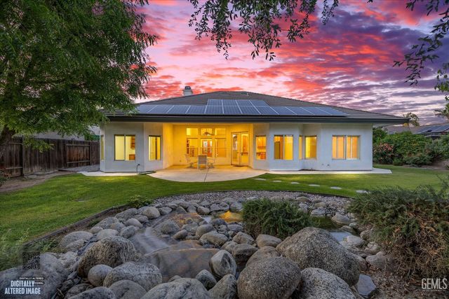 4307 Walker Lake Drive, Bakersfield, CA 93313