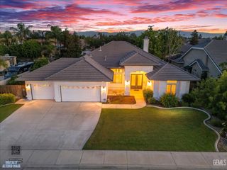 4307 Walker Lake Drive, Bakersfield, CA 93313
