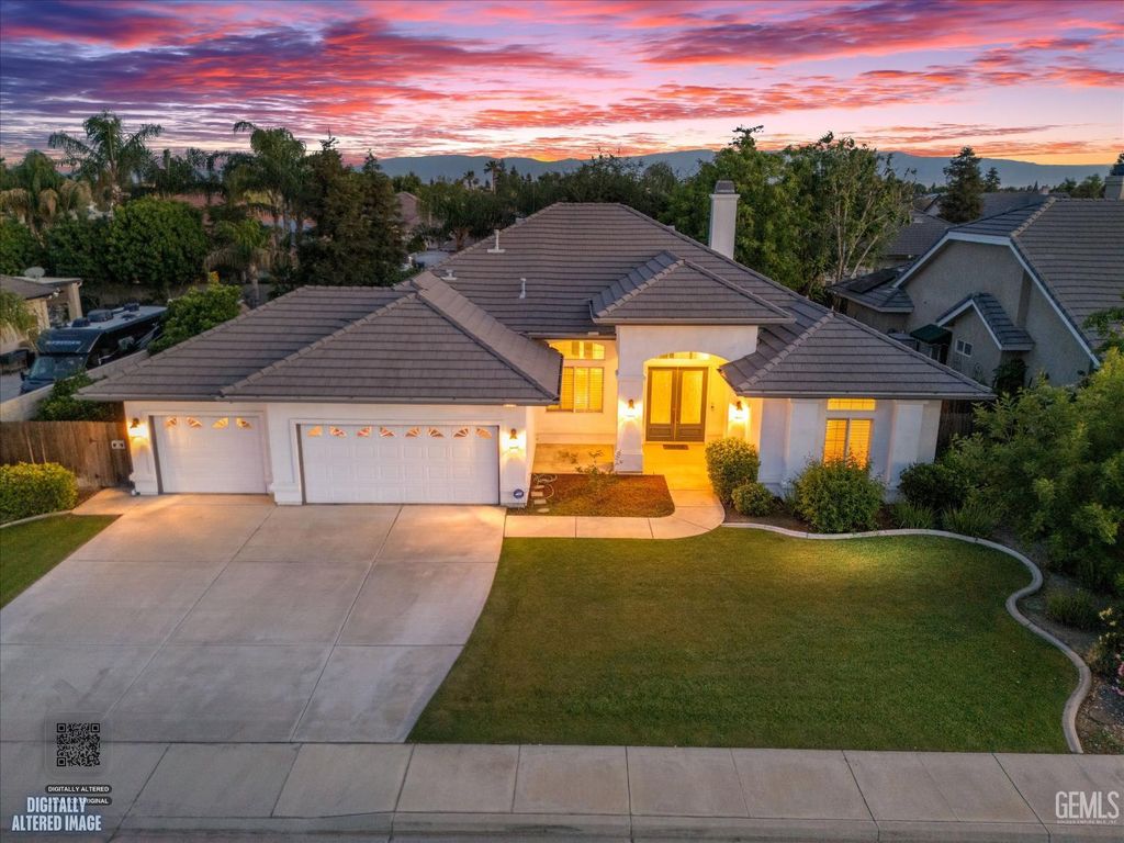 4307 Walker Lake Drive, Bakersfield, CA 93313