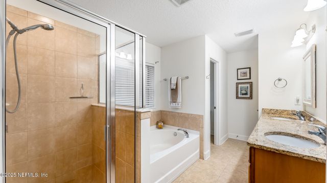 32402 SUNNY PARKE Drive, Fernandina Beach, FL 32034