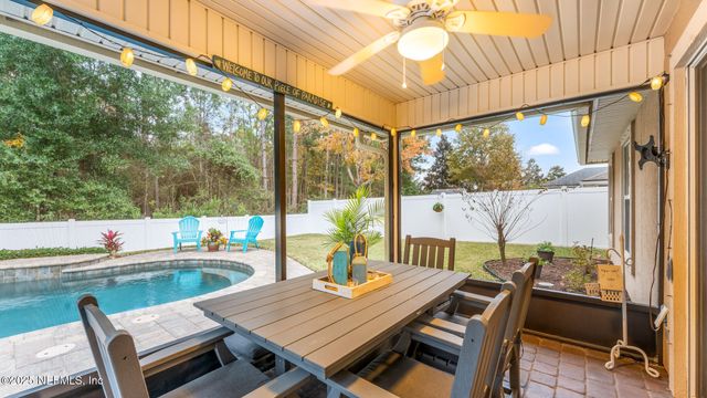 32402 SUNNY PARKE Drive, Fernandina Beach, FL 32034