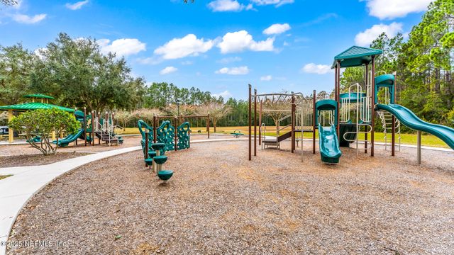 32402 SUNNY PARKE Drive, Fernandina Beach, FL 32034