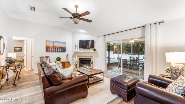 32402 SUNNY PARKE Drive, Fernandina Beach, FL 32034