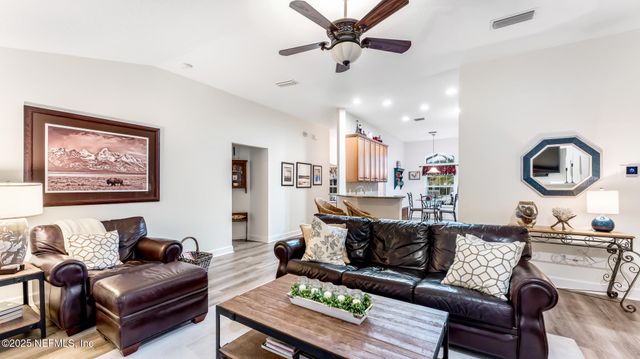 32402 SUNNY PARKE Drive, Fernandina Beach, FL 32034