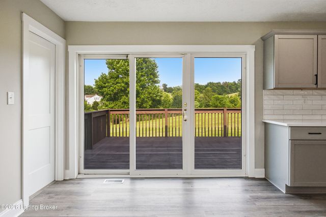 1279 Rice Rd, Lawrenceburg, KY 40342