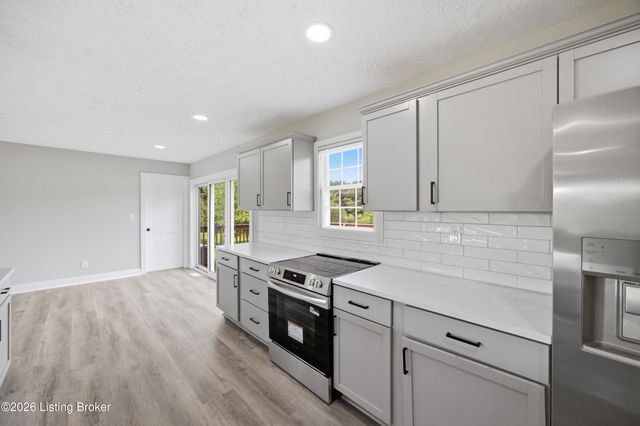 1279 Rice Rd, Lawrenceburg, KY 40342