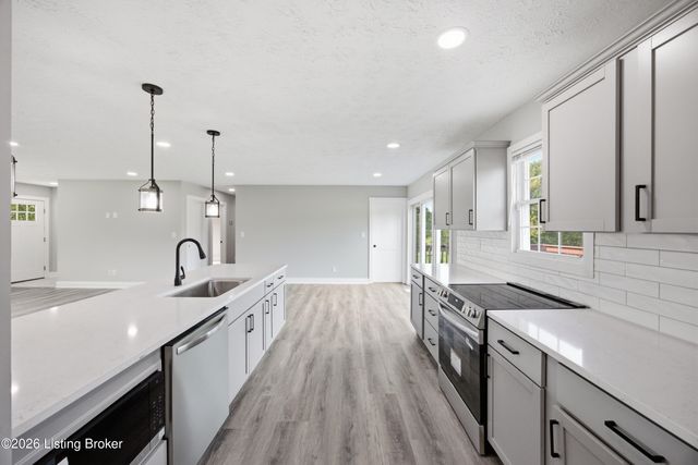 1279 Rice Rd, Lawrenceburg, KY 40342