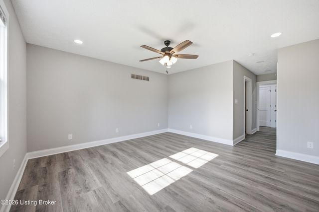 1279 Rice Rd, Lawrenceburg, KY 40342
