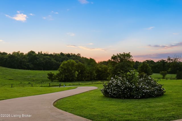 1279 Rice Rd, Lawrenceburg, KY 40342
