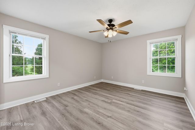 1279 Rice Rd, Lawrenceburg, KY 40342