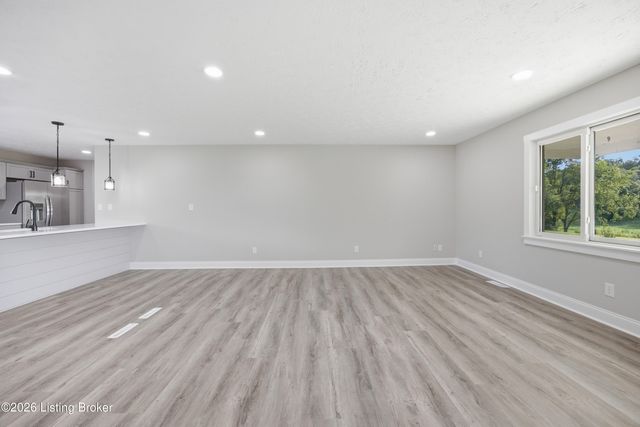 1279 Rice Rd, Lawrenceburg, KY 40342