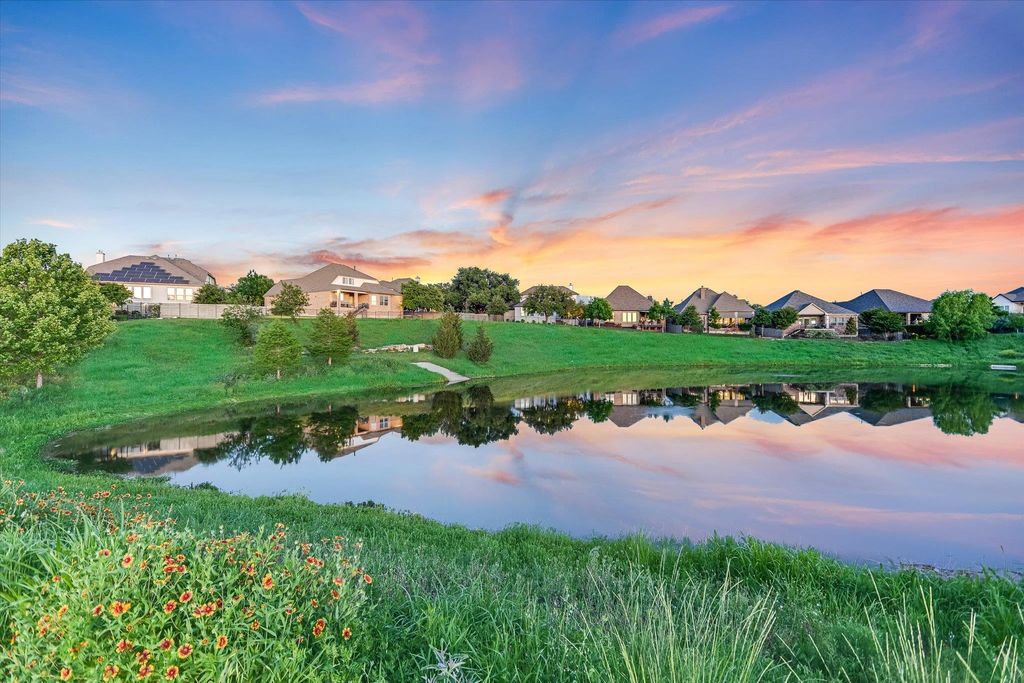 216 Canyon View RD, Georgetown, TX 78628