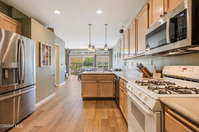 11529 Treeview Court, Moorpark, CA 93021