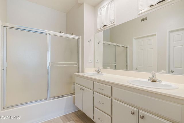 11529 Treeview Court, Moorpark, CA 93021