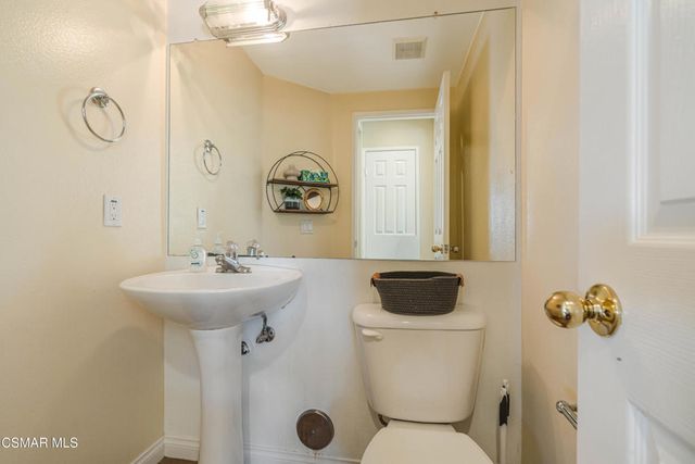 11529 Treeview Court, Moorpark, CA 93021