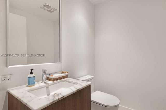 500 Alton Rd 1204, Miami Beach, FL 33139