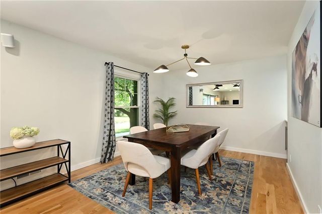 9700 Wenonga Lane, Leawood, KS 66206