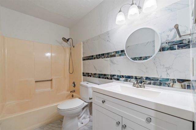 3917 Lillie Street, Sachse, TX 75048
