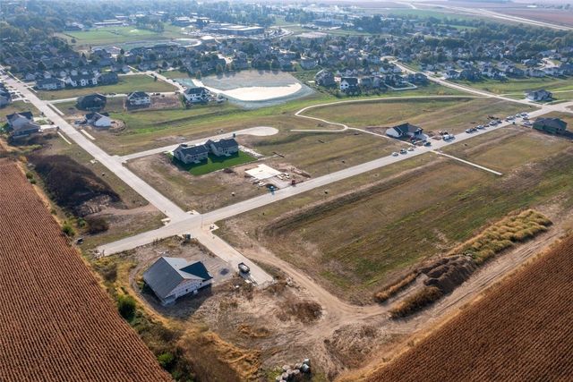 1755 3rd Street SW, Mt Vernon, IA 52314