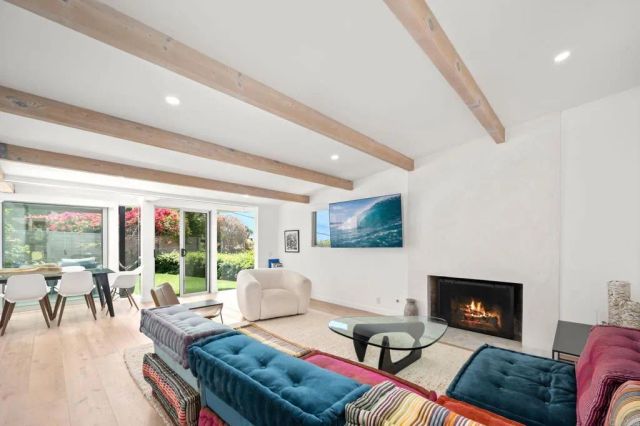 612 8th St., Del Mar, CA 92014
