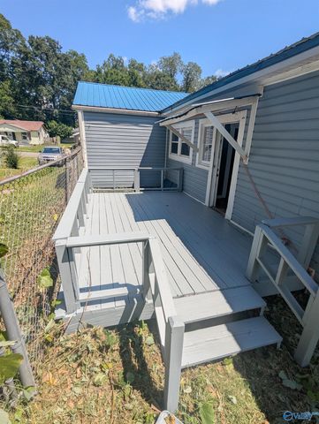 903 Spruce Street, Gadsden, AL 35901