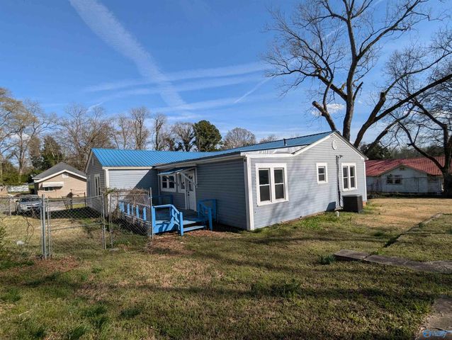 903 Spruce Street, Gadsden, AL 35901